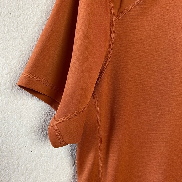 The North Face Vapor Wick Burnt Orange Shirt - Picture 3 of 8